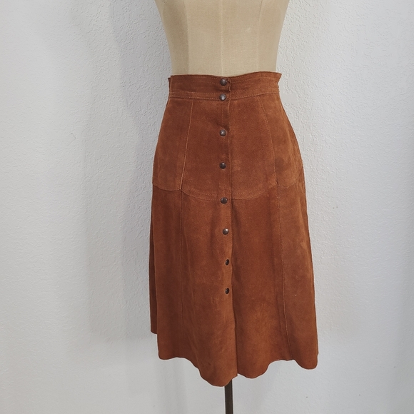 70s Vintage Brown Suede Leather Button Up Skirt - Picture 9 of 11